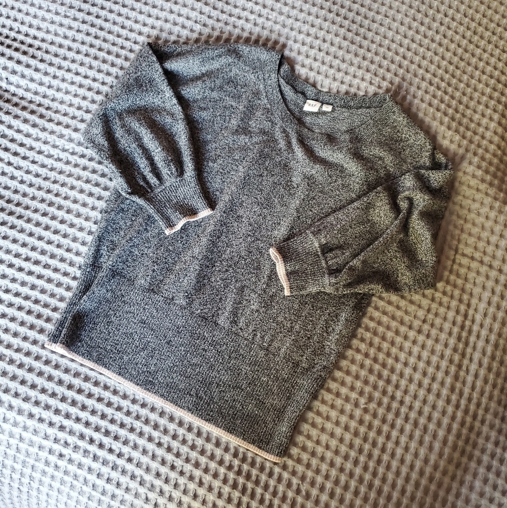 Gap quarter sleeve sweater